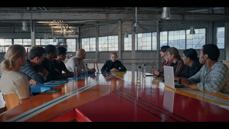 Apple MacBook Laptops Used by Cast Members in The Dropout S01E05 Flower of Life (1)