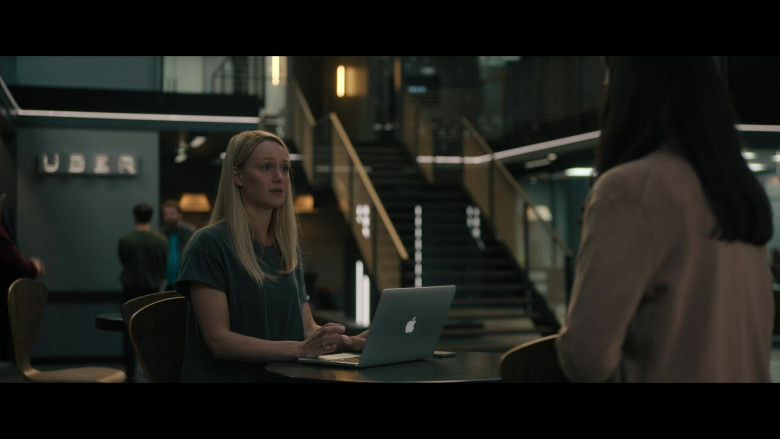 Apple MacBook Laptops in Super Pumped The Battle for Uber S01E04 Boober (2)