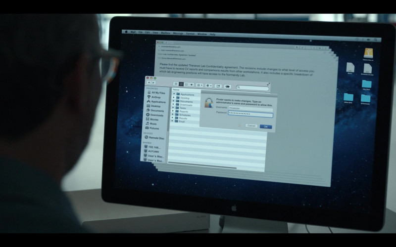 Apple Thunderbolt Display in The Dropout S01E07 Heroes (1)