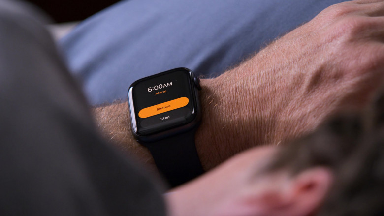 Apple Watch Smartwatch in Cheaper by the Dozen (2022)