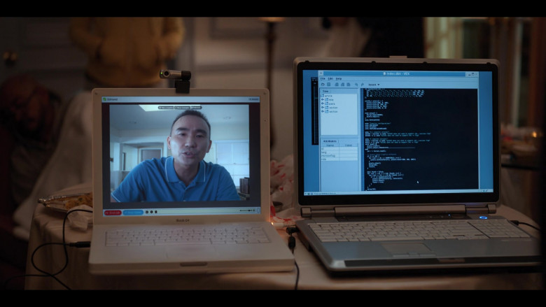 Apple iBook G4 White Laptop Used by Amanda Seyfried as Elizabeth Holmes in The Dropout S01E02 Satori (5)