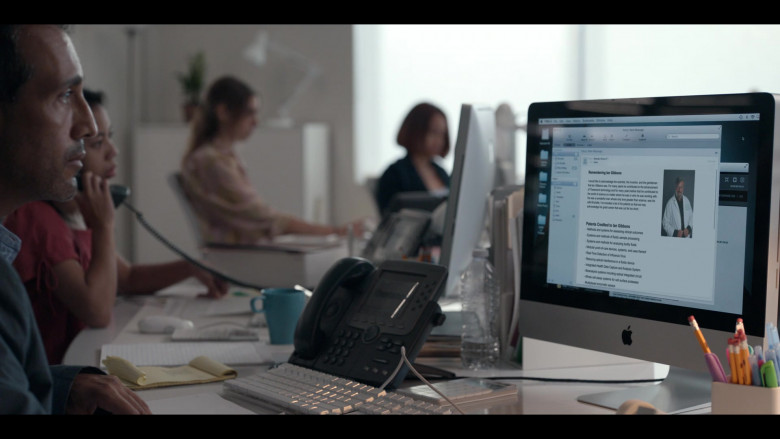 Apple iMac All-In-One Computers Used by Actors in The Dropout S01E05 Flower of Life (6)