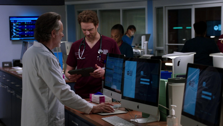 Apple iMac Computers in Chicago Med S07E15 Things Meant to Be Bent Not Broken (3)