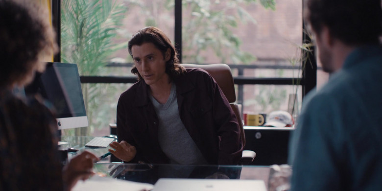 Apple iMac Computers of Jared Leto as Adam Neumann in WeCrashed S01E04 4.4 (1)