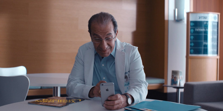 Apple iPhone Smartphone Used by Actor in WeCrashed S01E04 4.4 (2022)