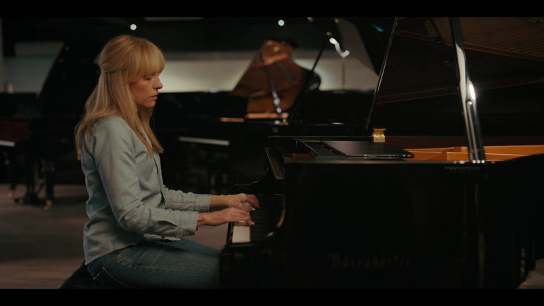 Bösendorfer Piano in Pieces of Her S01E08 (2)