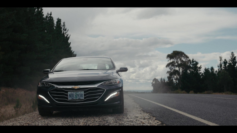 Chevrolet Malibu Car of Toni Collette as Laura Oliver in Pieces of Her S01E08 (1)