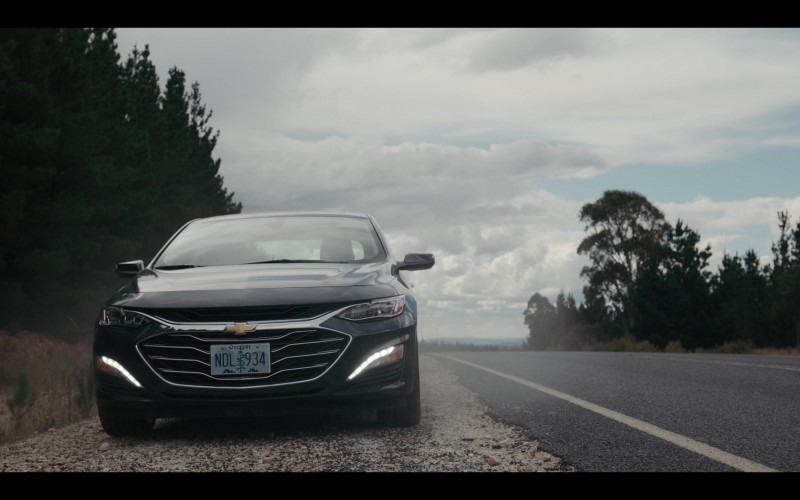 Chevrolet Malibu Car of Toni Collette as Laura Oliver in Pieces of Her S01E08 (1)