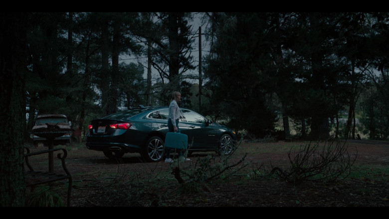 Chevrolet Malibu Car of Toni Collette as Laura Oliver in Pieces of Her S01E08 (2)