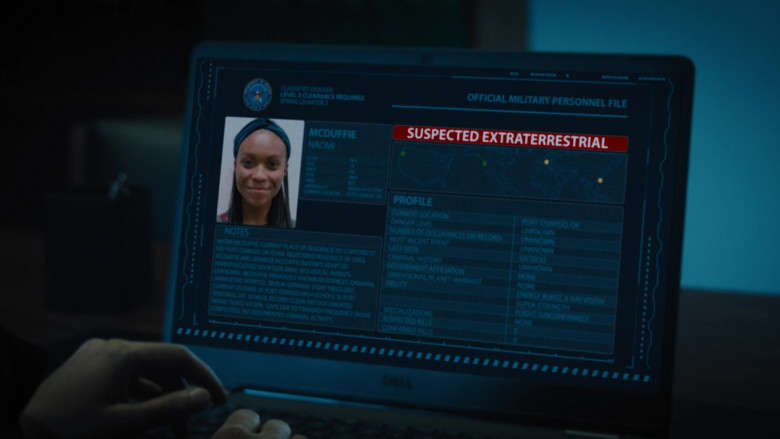Dell Laptop in Naomi S01E09 Keep Your Friends Close (2)