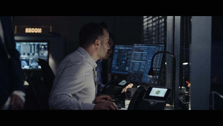 Dell Monitor and Cisco Phone in Moonfall (1)