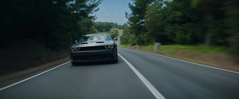 Dodge Challenger Car Drive by Liam Neeson as Travis Block in Blacklight 2022 Movie (1)