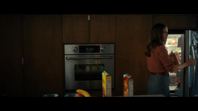 General Mills Cheerios Breakfast Cereals of Jennifer Garner as Ellie Reed in The Adam Project (2)