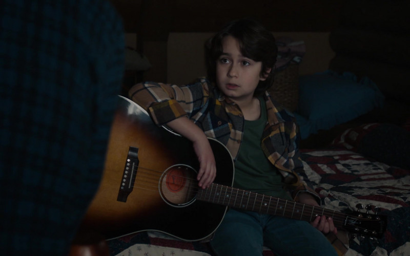 Gibson Guitar in This Is Us S06E08 The Guitar Man (2022)