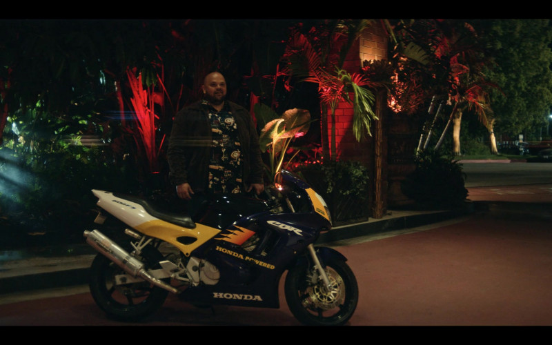Honda Motorcycle in Pam & Tommy S01E08 Seattle (2022)