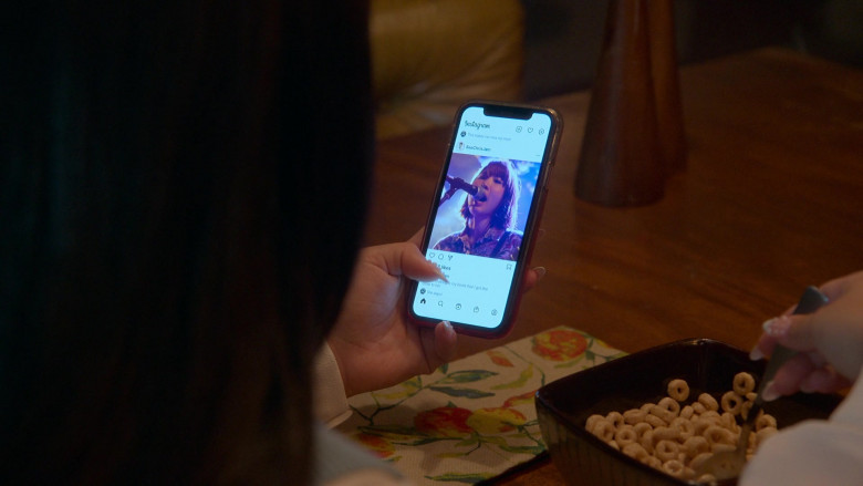 Instagram Social Network in Good Trouble S04E04 It's Lonely Out in Space (2022)