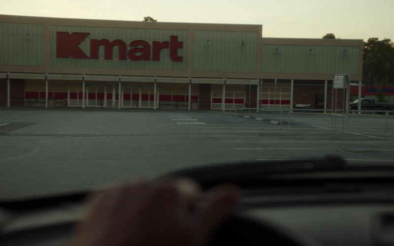 Kmart Store in The Girl from Plainville S01E01 Star-Crossed Lovers and Things Like That (2)