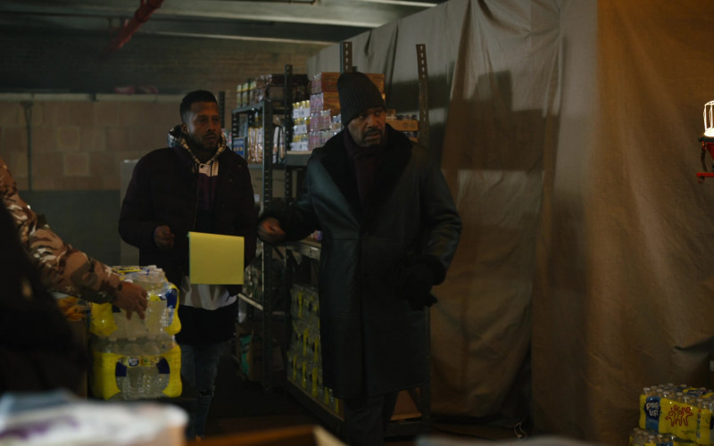 Nestlé Pure Life Bottled Water in Law & Order: Organized Crime S02E14 "... Wheatley Is to Stabler" (2022)