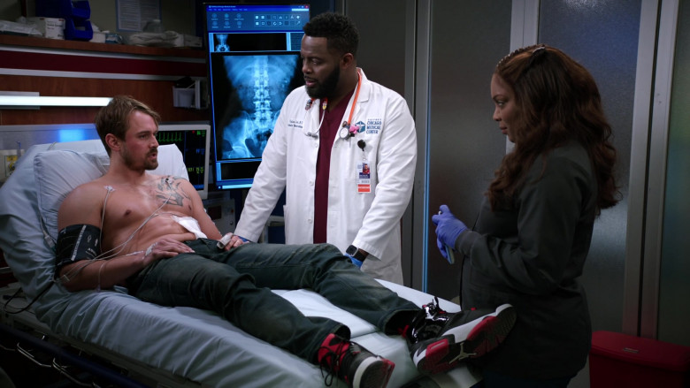 Nike Air Jordan VI Sneakers in Chicago Med S07E16 May Your Choices Reflect Hope, Not Fear (2022)