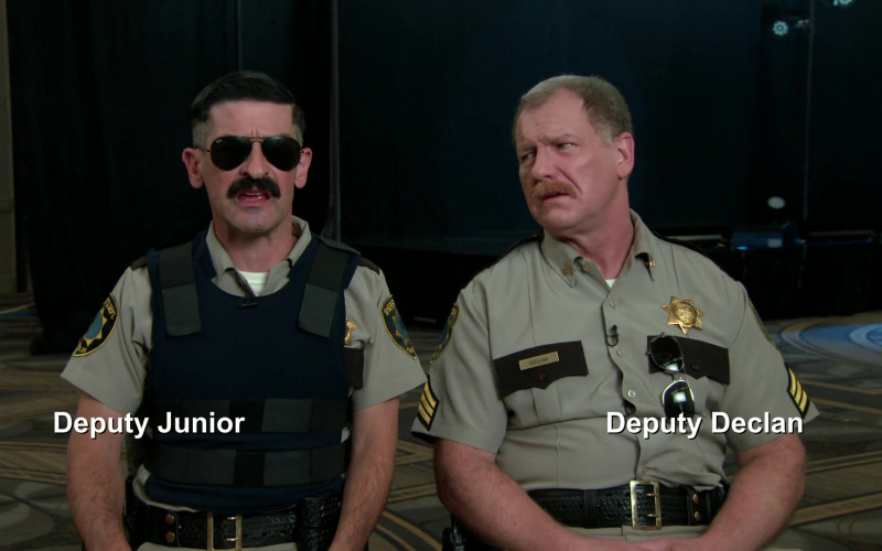 Ray-Ban Aviator Sunglasses of Robert Ben Garant as Deputy Travis Junior in Reno 911! S08E07 Jonesteenth (2022)