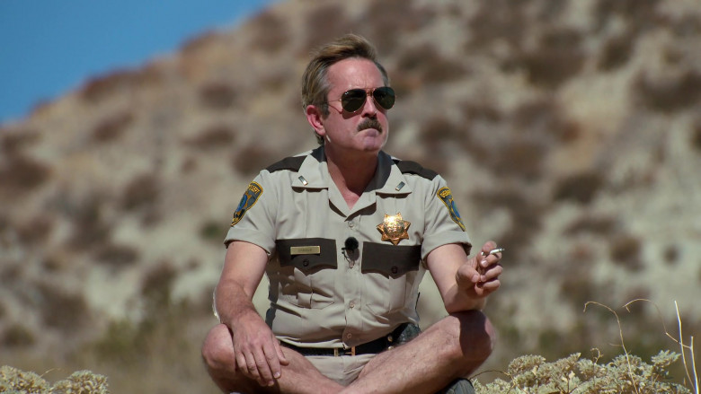 Ray-Ban Men's Sunglasses Worn by Actor Thomas Lennon as Lieutenant Jim Dangle in Reno 911! S08E11 The Hills Have Owls (2)