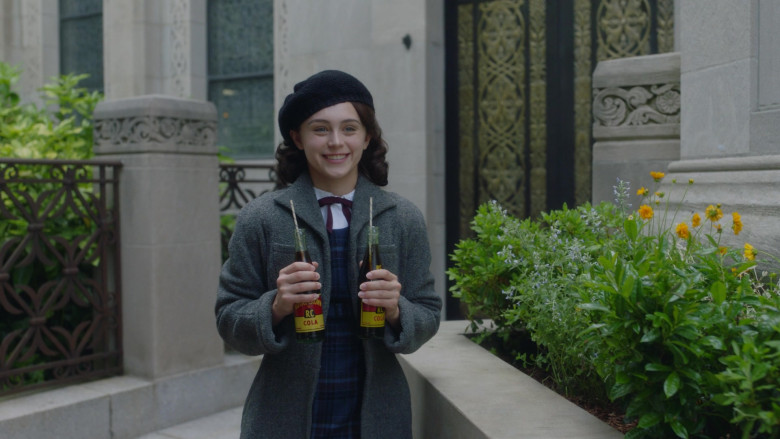 Royal Crown Cola in The Marvelous Mrs. Maisel S04E07 Ethan… Esther… Chaim (2022)