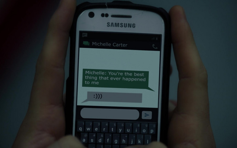 Samsung Galaxy Smartphone in The Girl from Plainville S01E01 Star-Crossed Lovers and Things Like That (1)
