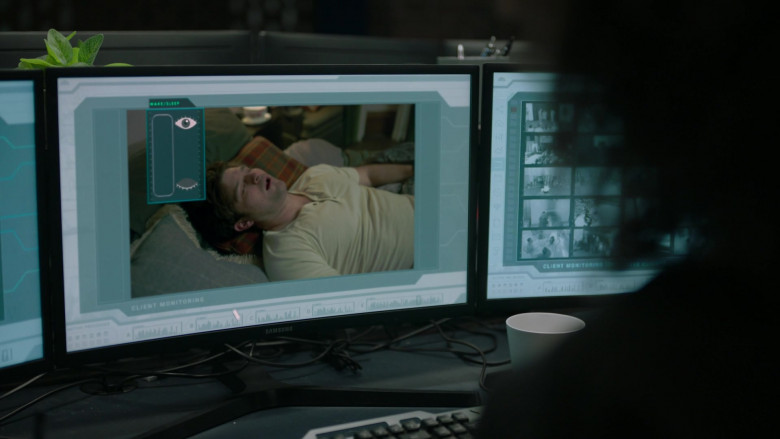 Samsung PC Curved Monitors Used by Cast Members in Upload S02E05 Mind Frisk (2)