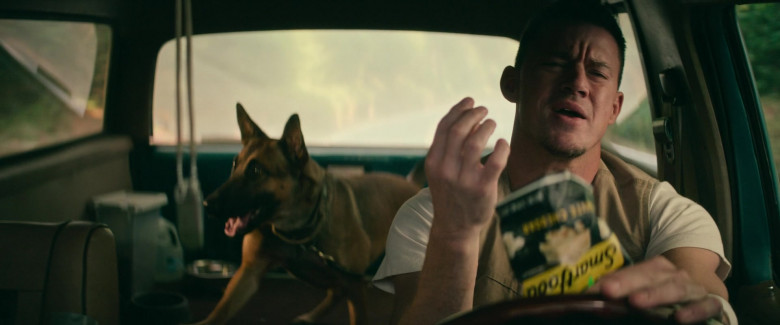 Smartfood Popcorn Enjoyed by Channing Tatum as Jackson Briggs in Dog 2022 Movie (2)