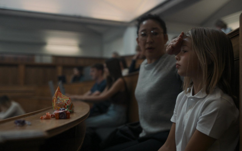 Starburst and Haribo Candies in Killing Eve S04E05 Don't Get Attached (2022)