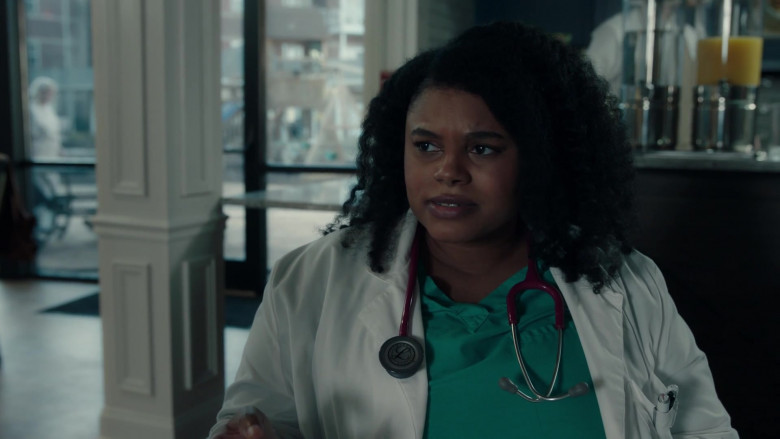 3M Littmann Stethoscopes in The Resident S05E17 The Space Between (2)