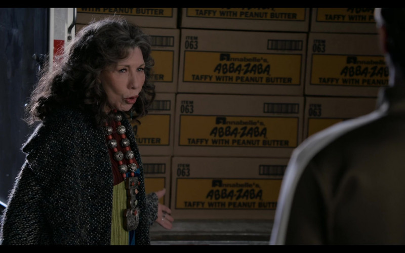 Abba-Zaba Candy Bars by Annabelle Candy Company in Grace and Frankie S07E04 The Circumcision (1)