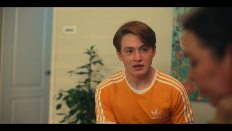 Adidas Orange T-Shirt of Kit Connor as Nick Nelson in Heartstopper S01E08 Boyfriend (6)