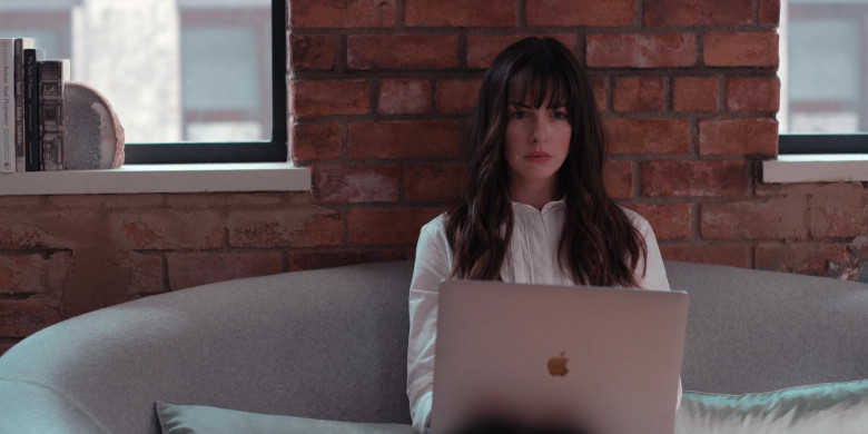 Apple MacBook Laptop Computer Used by Actress Anne Hathaway as Rebekah Neumann in WeCrashed S01E05 Hustle Harder (2022)