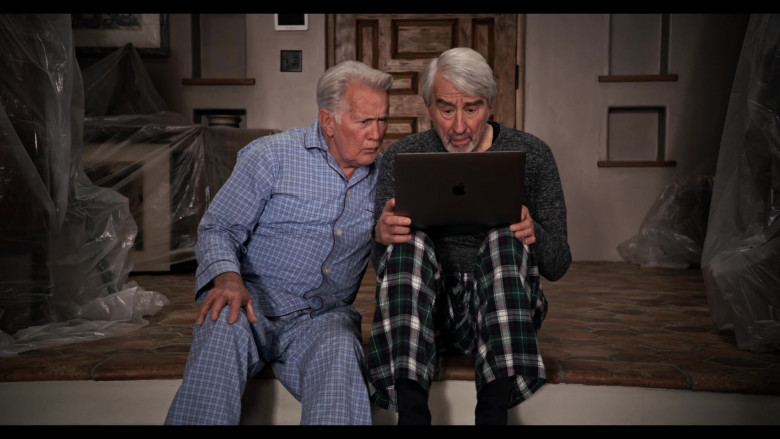 Apple MacBook Pro Laptop Used by Sam Waterston as Sol Bergstein & Martin Sheen as Robert Hanson in Grace and Frankie S07E04 The Circumcision (2021)