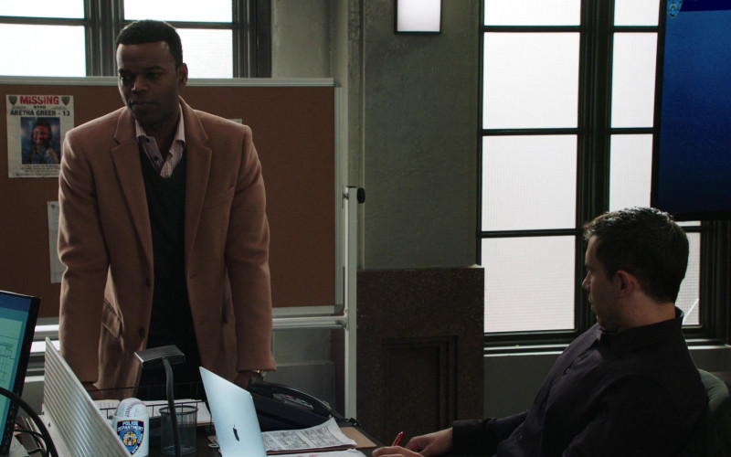 Apple MacBook Pro Laptop in Law & Order Special Victims Unit S23E19 Tangled Strands of Justice (1)