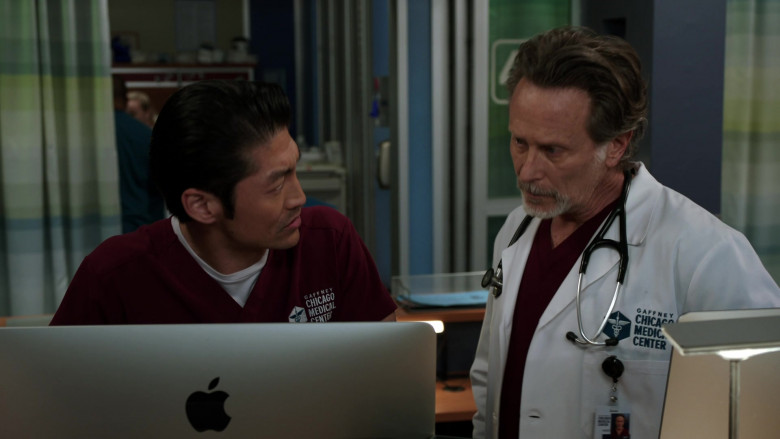Apple iMac Computers in Chicago Med S07E19 Like a Phoenix Rising From the Ashes (1)