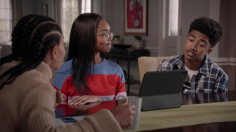 Apple iPad Tablet in Black-ish S08E12 If a Black Man Cries in the Woods… (2022)