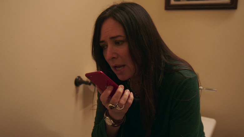 Apple iPhone Smartphone Used by Pamela Adlon as Sam Fox in Better Things S05E10 We Are Not Alone (2022)