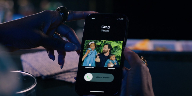 Apple iPhone Smartphone in Roar S01E04 The Woman Who Found Bite Marks on Her Skin (2022)