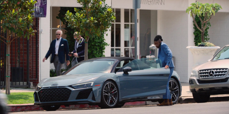 Audi R8 Spyder Sports Car in Roar S01E01 The Woman Who Disappeared (2)