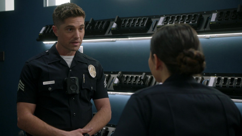 Axon Bodycams in The Rookie S04E18 Backstabbers (1)