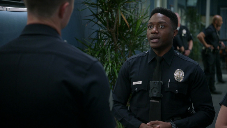 Axon Bodycams in The Rookie S04E18 Backstabbers (3)