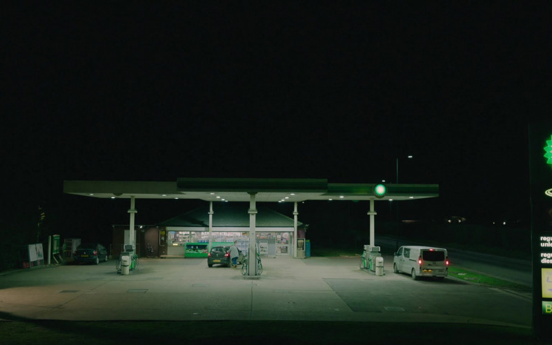 BP Gas Station in Slow Horses S01E05 "Fiasco" (2022)