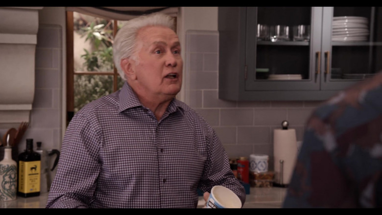 Ben & Jerry's Ice Cream Enjoyed by Martin Sheen as Robert Hanson in Grace and Frankie S07E09 The Prediction (2022)