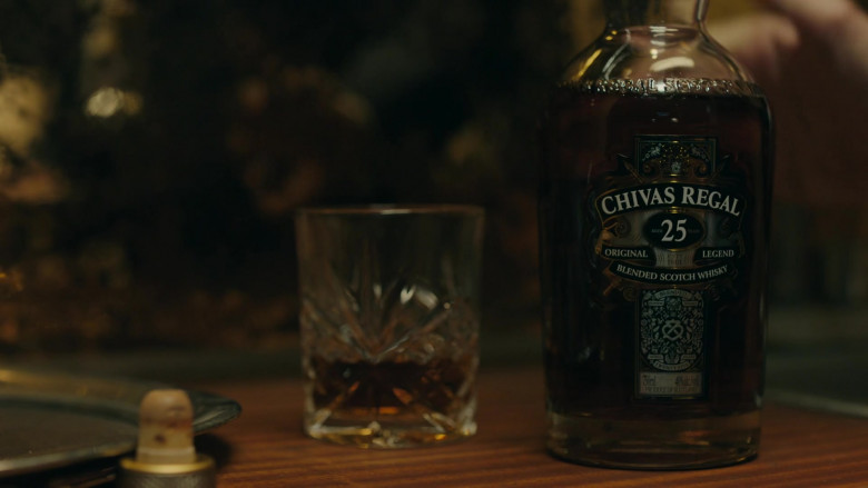 Chivas Regal 25 Year Old Blended Scotch Whisky in Billions S06E11 Succession (2)
