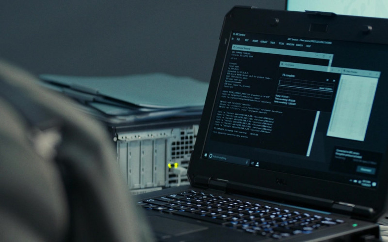 Dell Laptop in The Contractor (2022)