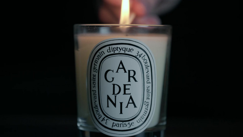 Diptyque Gardenia Candle in Swimming With Sharks S01E02 Chapter Two (2022)