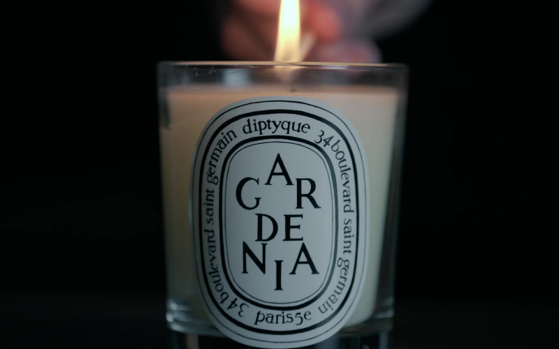 Diptyque Gardenia Candle in Swimming With Sharks S01E02 "Chapter Two" (2022)