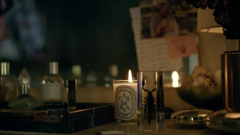 Diptyque Paris Gardenia Candles in Swimming With Sharks S01E03 Chapter Three (2)